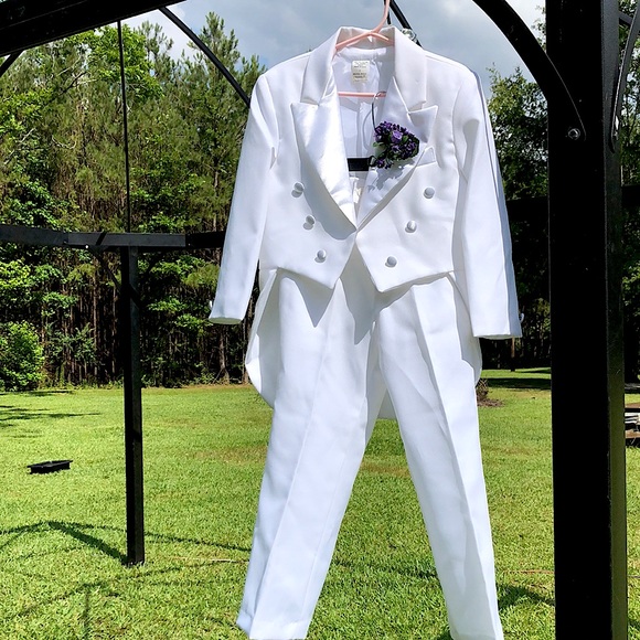 white tailcoat tuxedo